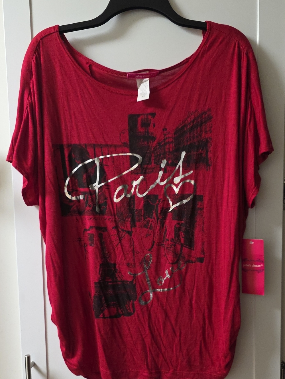 Julie's Closet Women's Red Paris Graphic Short Sleeve Tee Size 1X